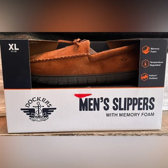 Dockers | Shoes | Nwt Mens Dockers Memory Foam Slippers  display picture 1